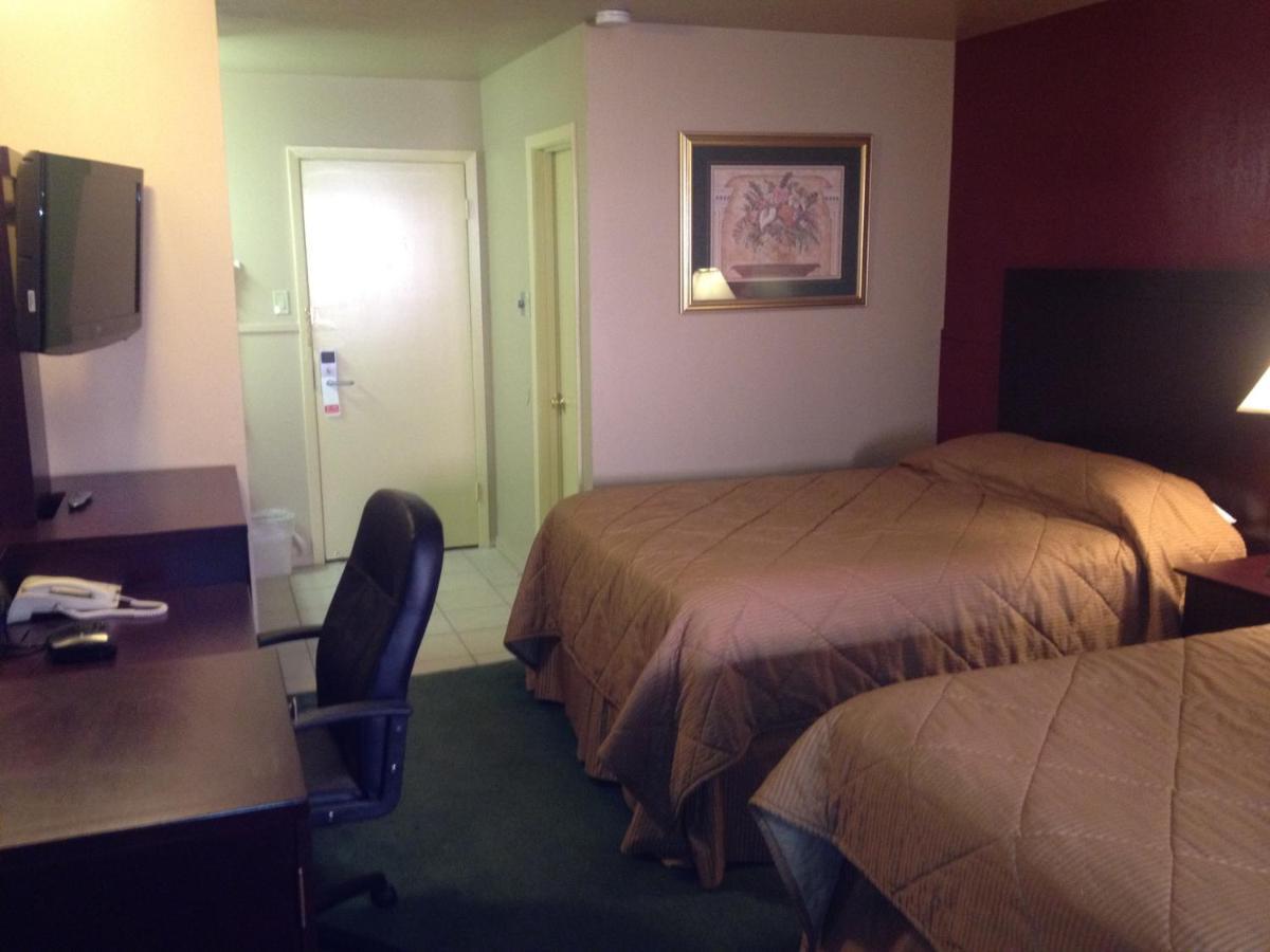 Colonial Inn Monahans Tx Екстериор снимка